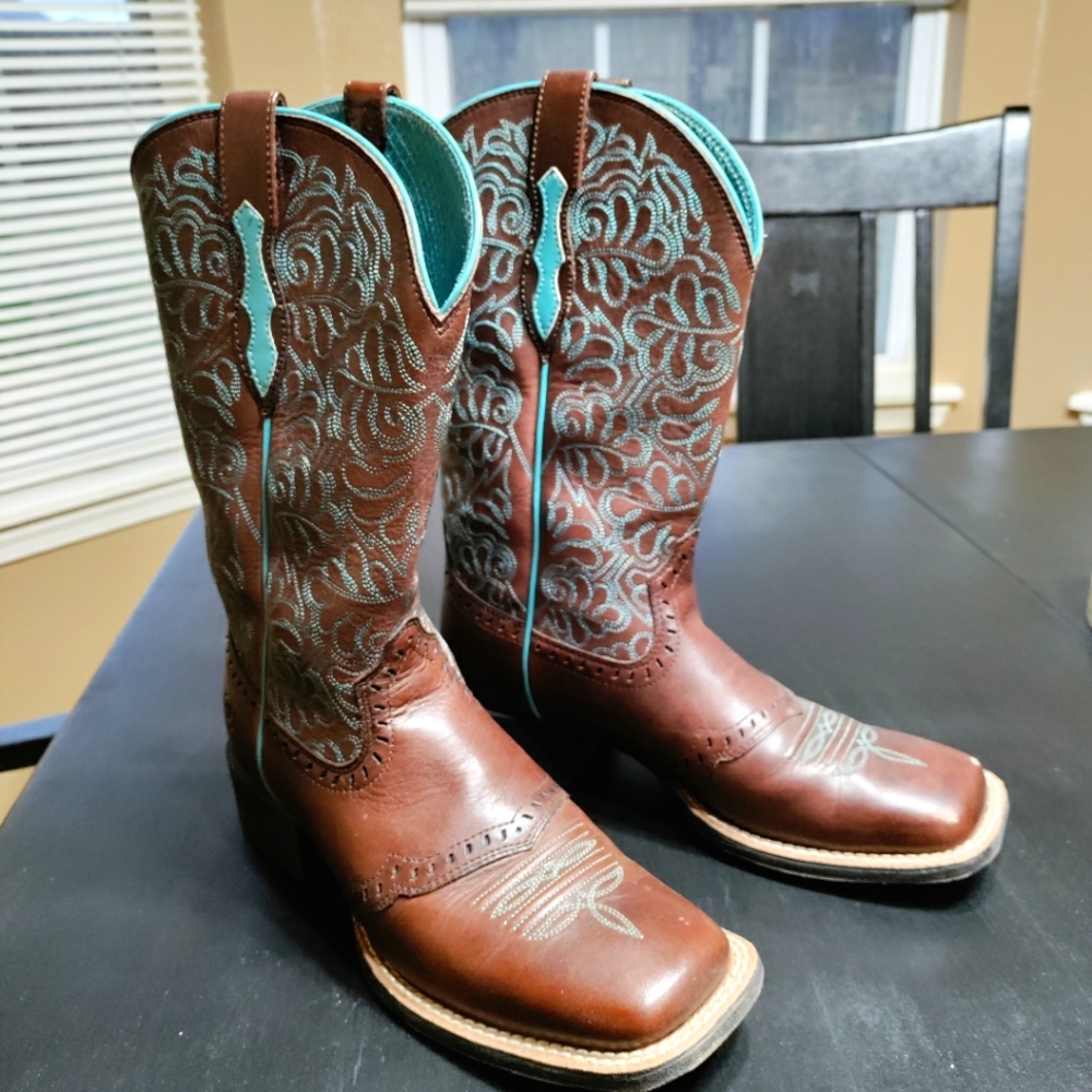 Women's Ariat Round Up Remuda Western Boots, Size 8